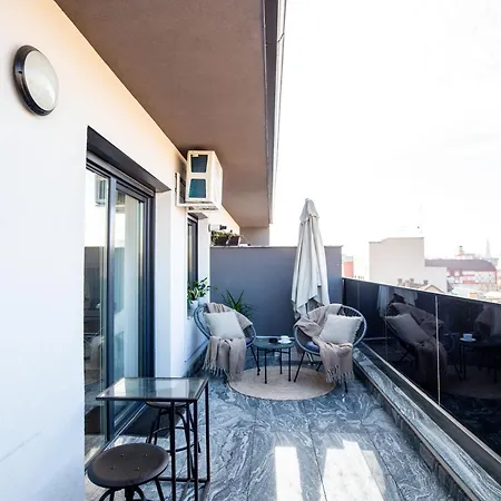 Unique View Balcony & Parking Space * Cluj-Napoca